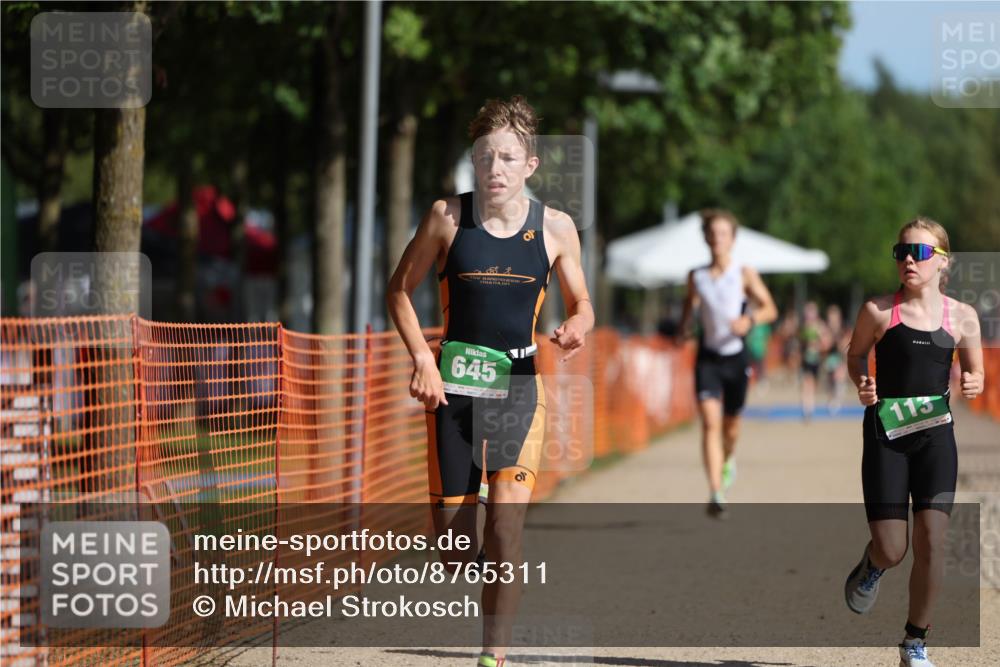 07.09.2025 - 19. Norderstedt Triathlon Michael Strokosch http://msf.ph/oto/8765311 07.09.2025 10:48:59 Laufen 113, 645, 665, 675 meine-sportfotos.de