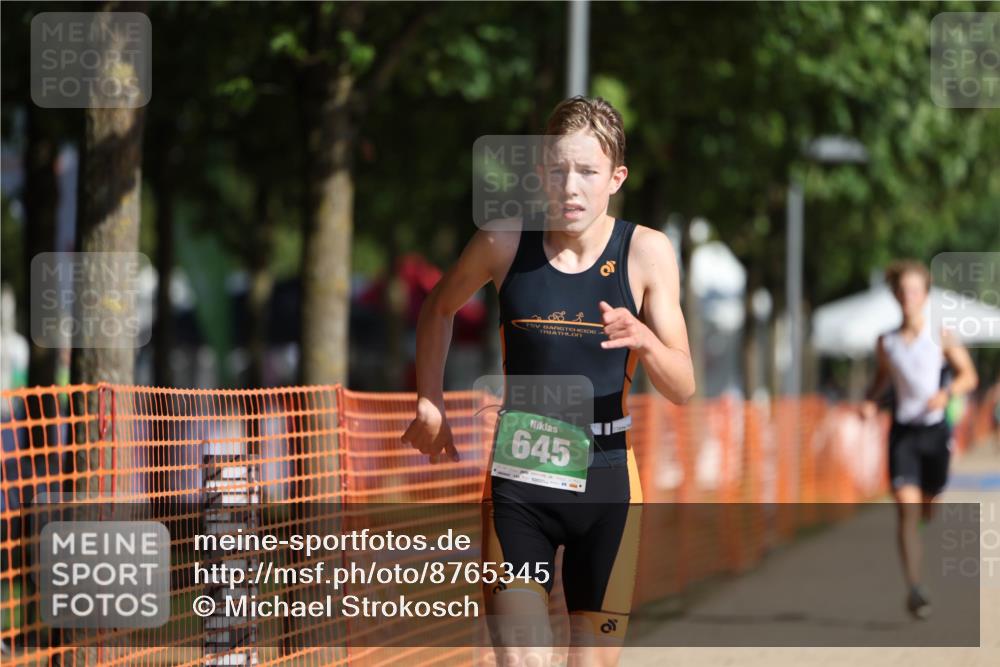 07.09.2025 - 19. Norderstedt Triathlon Michael Strokosch http://msf.ph/oto/8765345 07.09.2025 10:48:59 Laufen 113, 645, 665, 675 meine-sportfotos.de