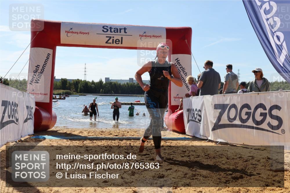 07.09.2025 - 19. Norderstedt Triathlon Luisa Fischer http://msf.ph/oto/8765363 07.09.2025 12:35:32 Schwimmen 160, 317, 345, 747, 842 meine-sportfotos.de