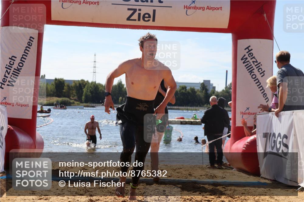 07.09.2025 - 19. Norderstedt Triathlon Luisa Fischer http://msf.ph/oto/8765382 07.09.2025 12:35:37 Schwimmen 317, 345, 747 meine-sportfotos.de