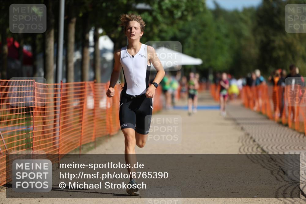 07.09.2025 - 19. Norderstedt Triathlon Michael Strokosch http://msf.ph/oto/8765390 07.09.2025 10:49:02 Laufen 113, 645, 665, 675 meine-sportfotos.de
