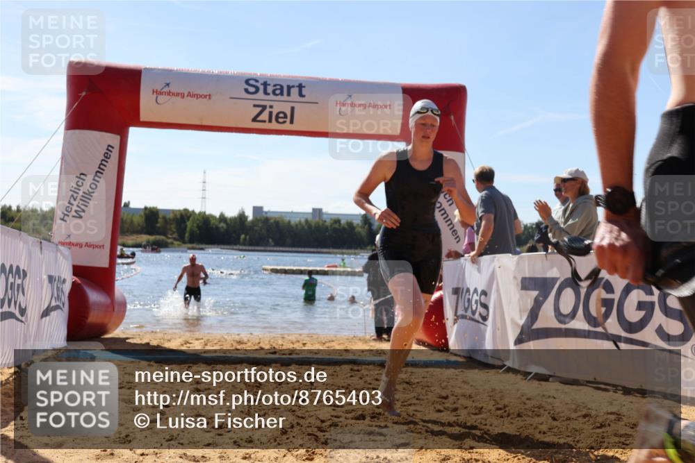 07.09.2025 - 19. Norderstedt Triathlon Luisa Fischer http://msf.ph/oto/8765403 07.09.2025 12:35:39 Schwimmen 317, 345, 348, 747 meine-sportfotos.de