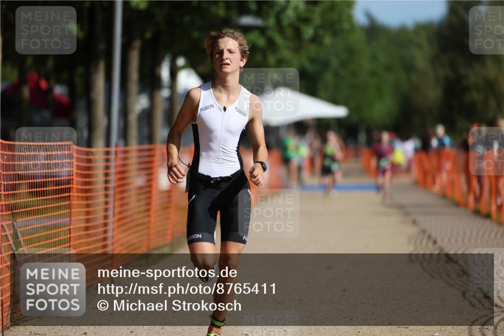 07.09.2025 - 19. Norderstedt Triathlon Michael Strokosch http://msf.ph/oto/8765411 07.09.2025 10:49:02 Laufen 113, 645, 665, 675 meine-sportfotos.de