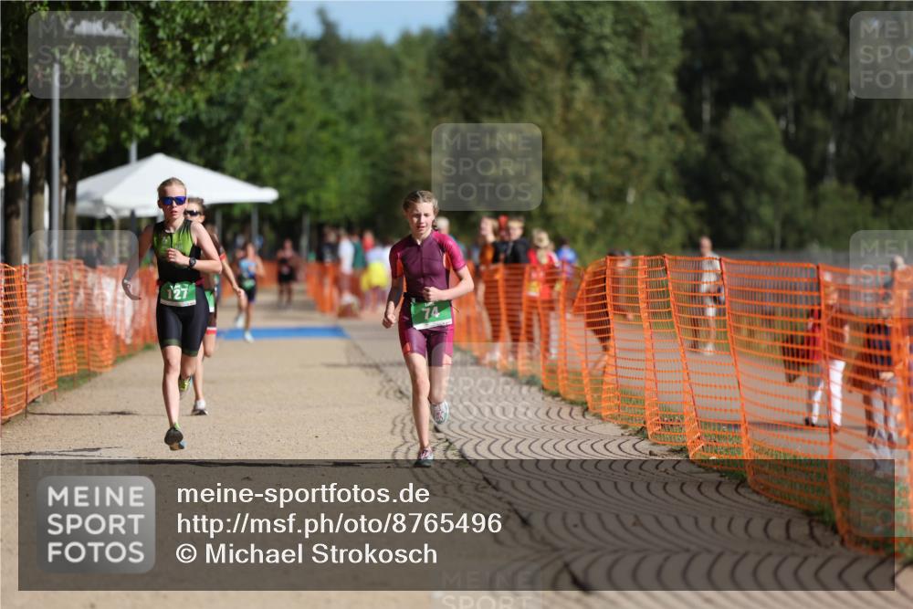 07.09.2025 - 19. Norderstedt Triathlon Michael Strokosch http://msf.ph/oto/8765496 07.09.2025 10:49:09 Laufen 74, 127 meine-sportfotos.de