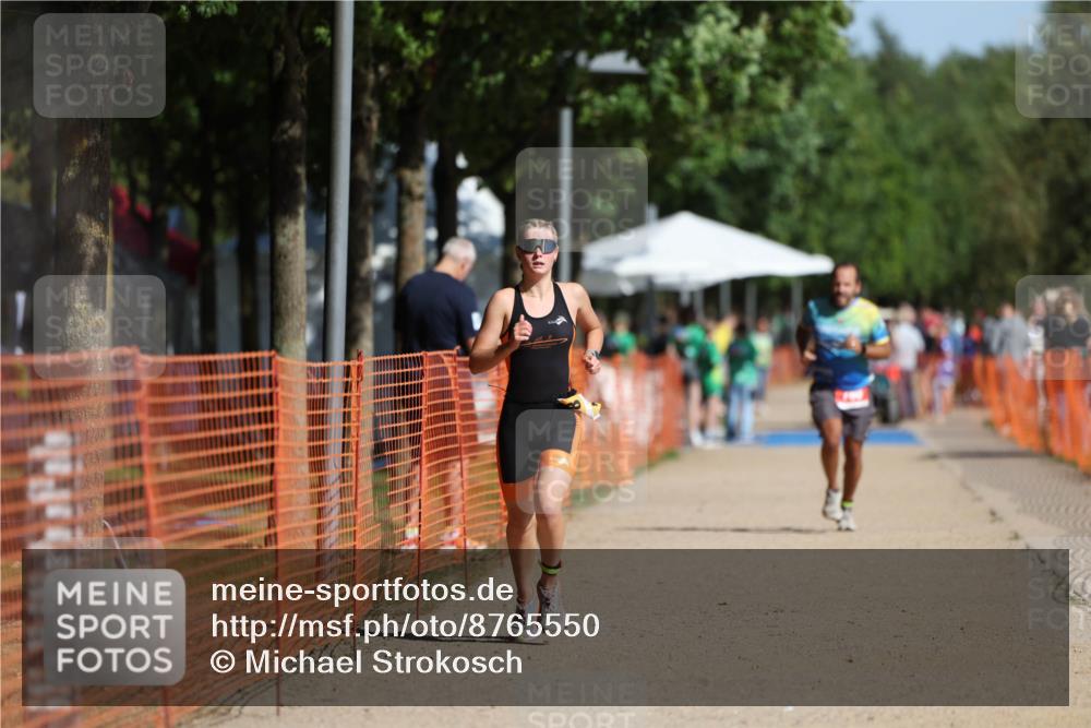 07.09.2025 - 19. Norderstedt Triathlon Michael Strokosch http://msf.ph/oto/8765550 07.09.2025 11:32:01 Laufen 1168 meine-sportfotos.de