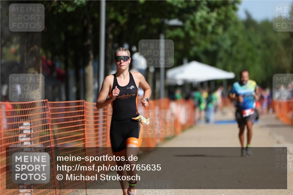 07.09.2025 - 19. Norderstedt Triathlon Michael Strokosch http://msf.ph/oto/8765635 07.09.2025 11:32:03 Laufen 760, 1168 meine-sportfotos.de