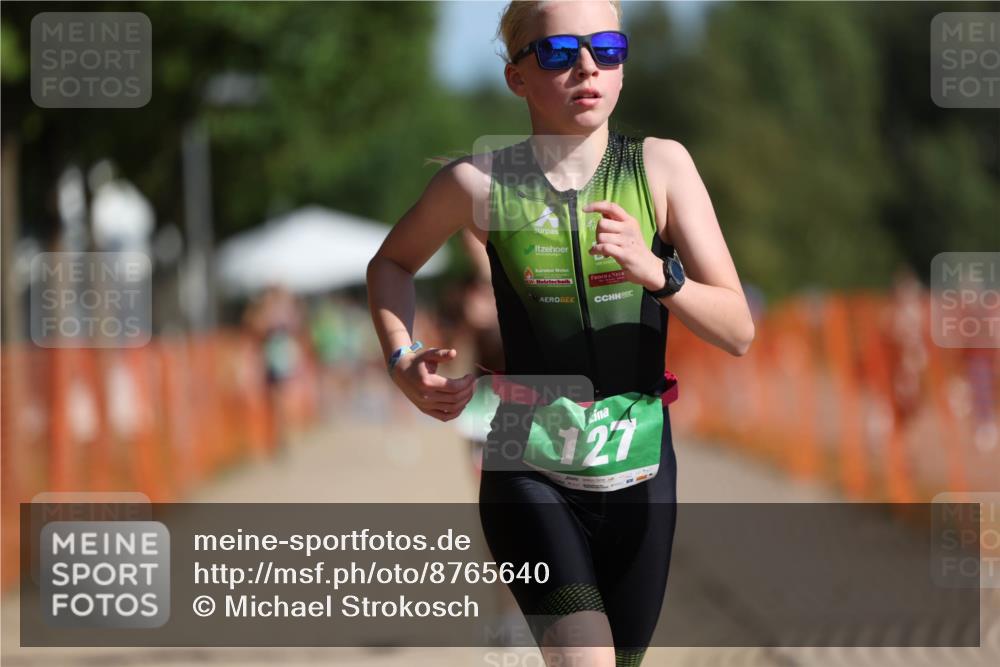 07.09.2025 - 19. Norderstedt Triathlon Michael Strokosch http://msf.ph/oto/8765640 07.09.2025 10:49:15 Laufen 74, 79, 127 meine-sportfotos.de