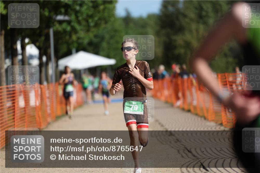 07.09.2025 - 19. Norderstedt Triathlon Michael Strokosch http://msf.ph/oto/8765647 07.09.2025 10:49:15 Laufen 74, 79, 127 meine-sportfotos.de