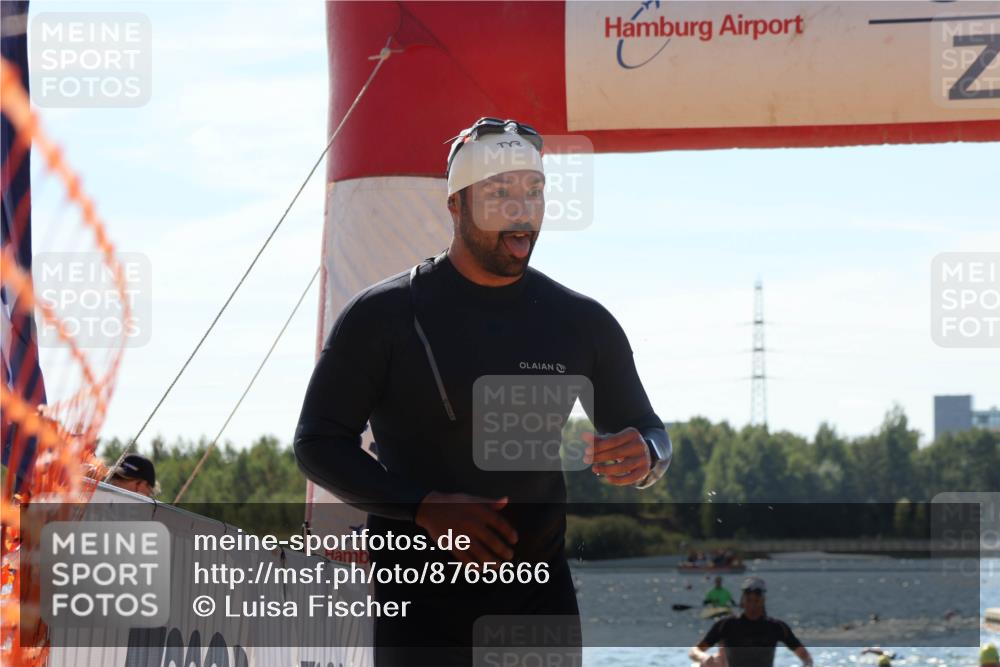 07.09.2025 - 19. Norderstedt Triathlon Luisa Fischer http://msf.ph/oto/8765666 07.09.2025 12:36:40 Schwimmen 193, 206, 324, 332 meine-sportfotos.de
