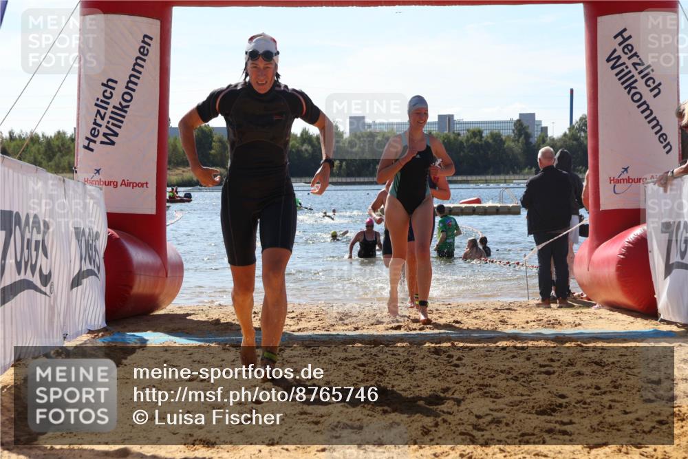 07.09.2025 - 19. Norderstedt Triathlon Luisa Fischer http://msf.ph/oto/8765746 07.09.2025 12:36:48 Schwimmen 193, 270, 323, 329, 330 meine-sportfotos.de