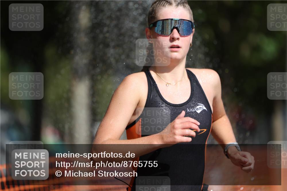 07.09.2025 - 19. Norderstedt Triathlon Michael Strokosch http://msf.ph/oto/8765755 07.09.2025 11:32:05 Laufen 760, 1168 meine-sportfotos.de