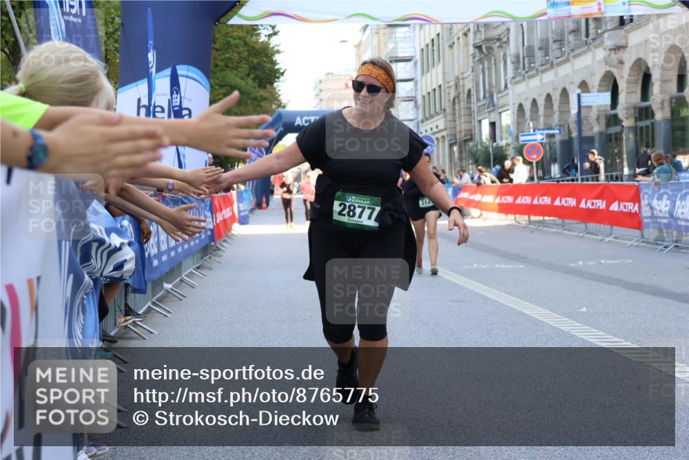 07.09.2025 - BARMER Alsterlauf Strokosch-Dieckow http://msf.ph/oto/8765775 07.09.2025 10:29:32 Ziel 3950 meine-sportfotos.de