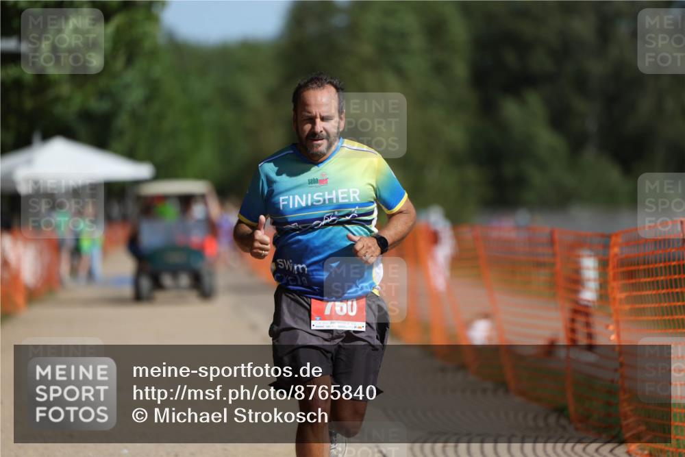 07.09.2025 - 19. Norderstedt Triathlon Michael Strokosch http://msf.ph/oto/8765840 07.09.2025 11:32:09 Laufen 760, 1168 meine-sportfotos.de