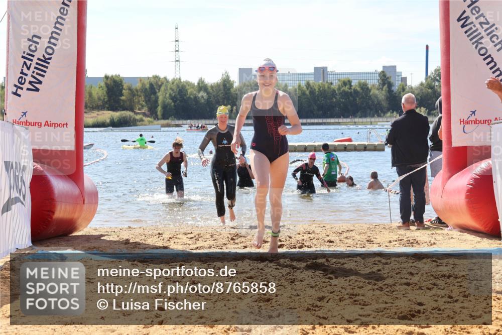 07.09.2025 - 19. Norderstedt Triathlon Luisa Fischer http://msf.ph/oto/8765858 07.09.2025 12:37:01 Schwimmen 313, 321, 323, 329, 330, 333, 804 meine-sportfotos.de