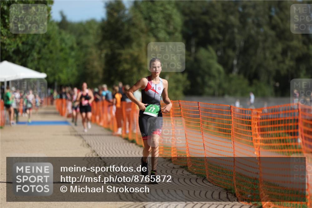 07.09.2025 - 19. Norderstedt Triathlon Michael Strokosch http://msf.ph/oto/8765872 07.09.2025 10:49:38 Laufen 77 meine-sportfotos.de