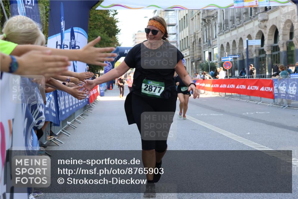 07.09.2025 - BARMER Alsterlauf Strokosch-Dieckow http://msf.ph/oto/8765903 07.09.2025 10:29:32 Ziel 3950 meine-sportfotos.de