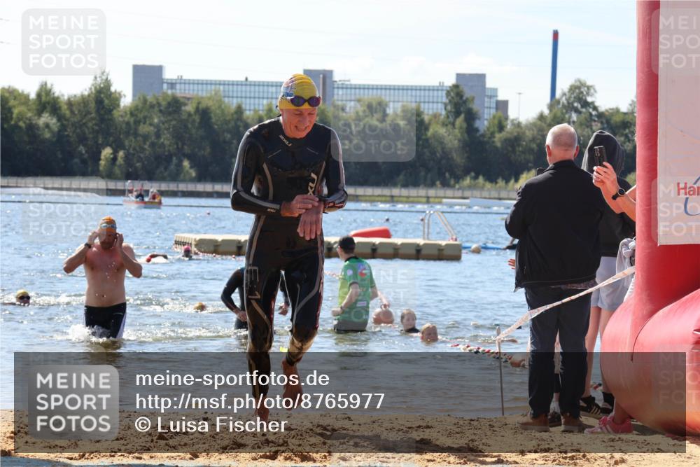07.09.2025 - 19. Norderstedt Triathlon Luisa Fischer http://msf.ph/oto/8765977 07.09.2025 12:37:28 Schwimmen 338 meine-sportfotos.de