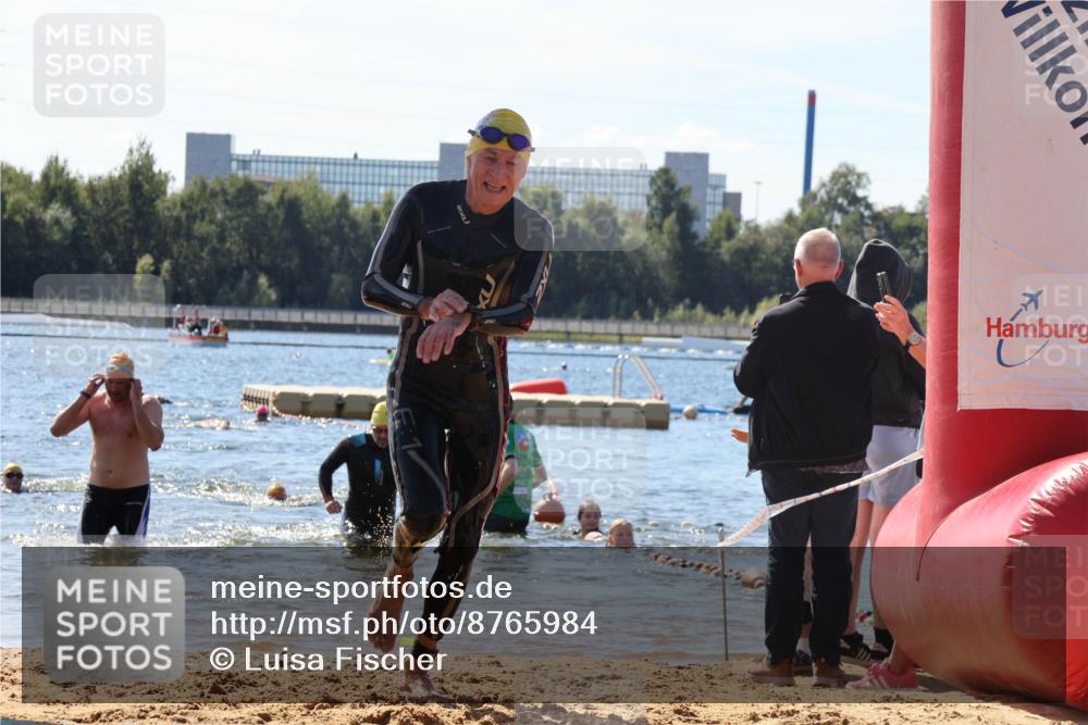 07.09.2025 - 19. Norderstedt Triathlon Luisa Fischer http://msf.ph/oto/8765984 07.09.2025 12:37:29 Schwimmen 338 meine-sportfotos.de