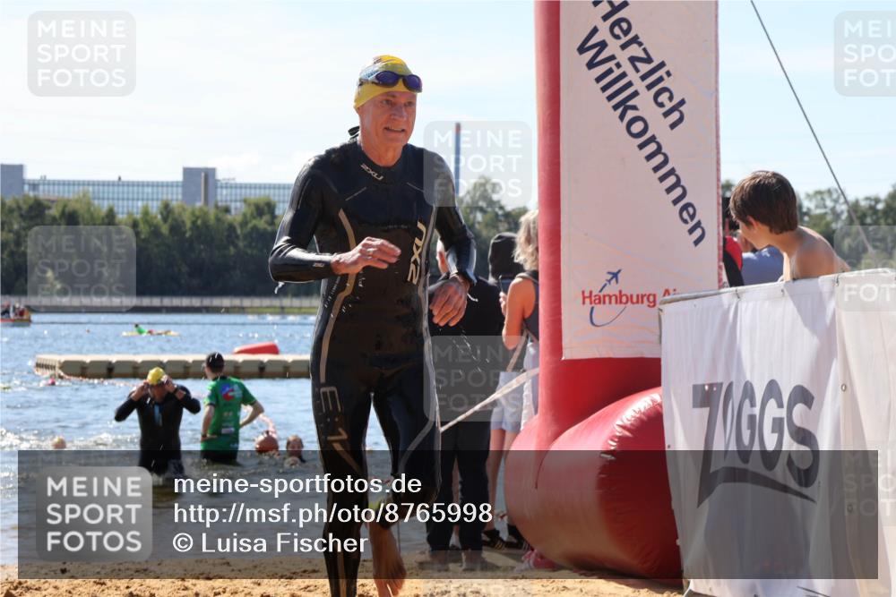 07.09.2025 - 19. Norderstedt Triathlon Luisa Fischer http://msf.ph/oto/8765998 07.09.2025 12:37:30 Schwimmen 338, 347 meine-sportfotos.de