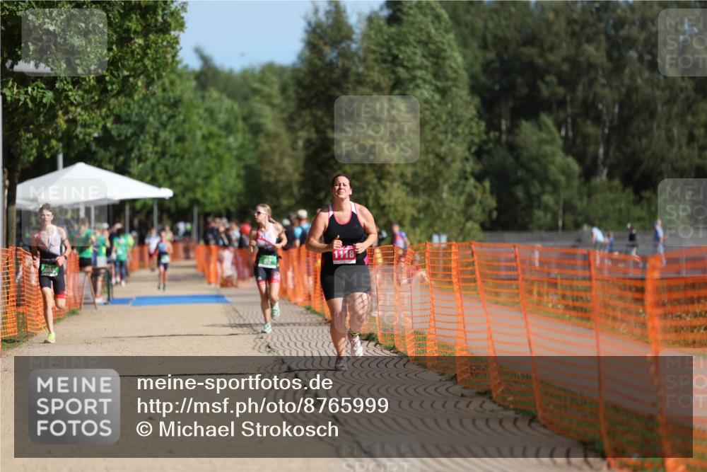 07.09.2025 - 19. Norderstedt Triathlon Michael Strokosch http://msf.ph/oto/8765999 07.09.2025 10:49:46 Laufen 77, 664, 1118 meine-sportfotos.de