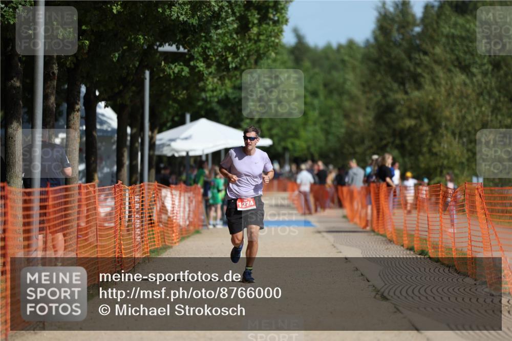 07.09.2025 - 19. Norderstedt Triathlon Michael Strokosch http://msf.ph/oto/8766000 07.09.2025 11:33:27 Laufen 1274 meine-sportfotos.de