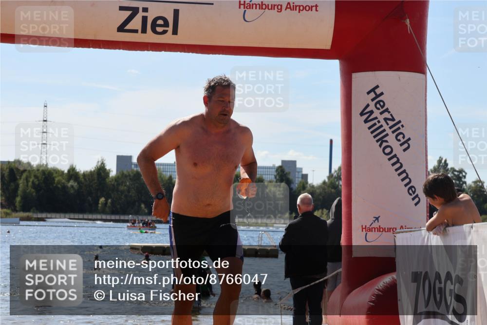 07.09.2025 - 19. Norderstedt Triathlon Luisa Fischer http://msf.ph/oto/8766047 07.09.2025 12:37:38 Schwimmen 338, 347, 360 meine-sportfotos.de