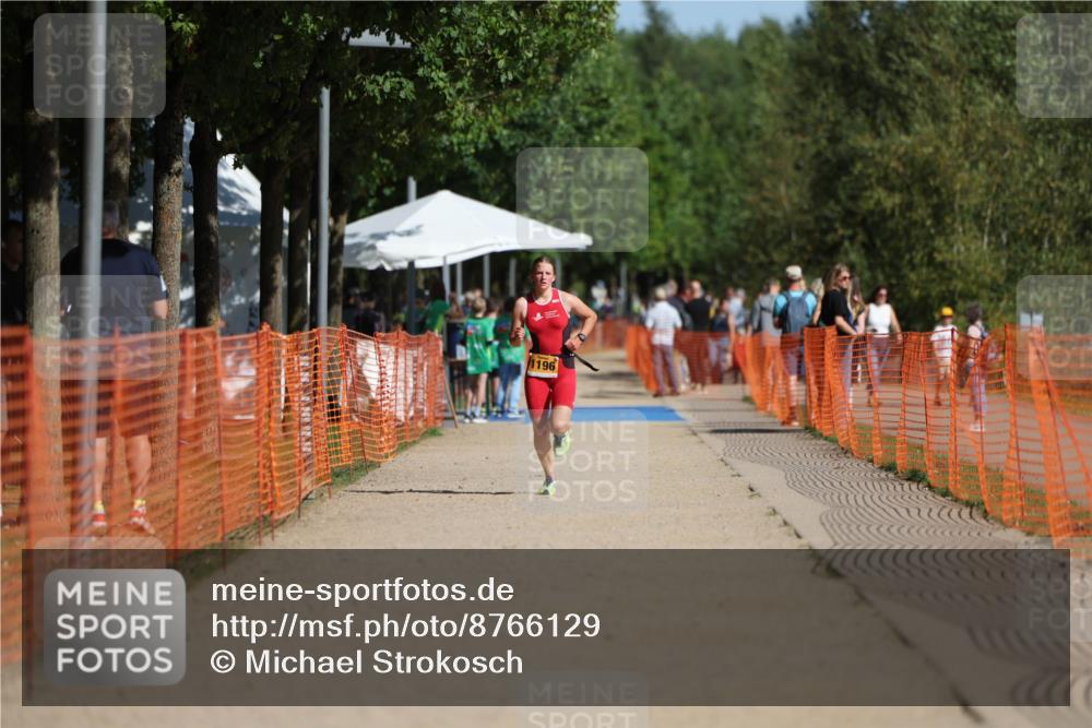 07.09.2025 - 19. Norderstedt Triathlon Michael Strokosch http://msf.ph/oto/8766129 07.09.2025 11:33:35 Laufen 1196, 1274 meine-sportfotos.de