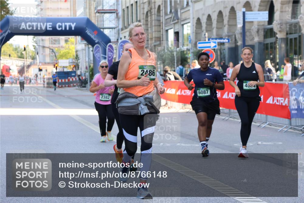 07.09.2025 - BARMER Alsterlauf Strokosch-Dieckow http://msf.ph/oto/8766148 07.09.2025 10:29:42 Ziel 3950, 4126 meine-sportfotos.de