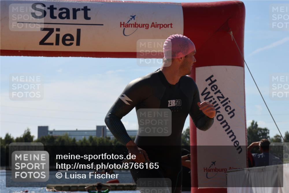 07.09.2025 - 19. Norderstedt Triathlon Luisa Fischer http://msf.ph/oto/8766165 07.09.2025 12:38:08 Schwimmen 298, 316 meine-sportfotos.de