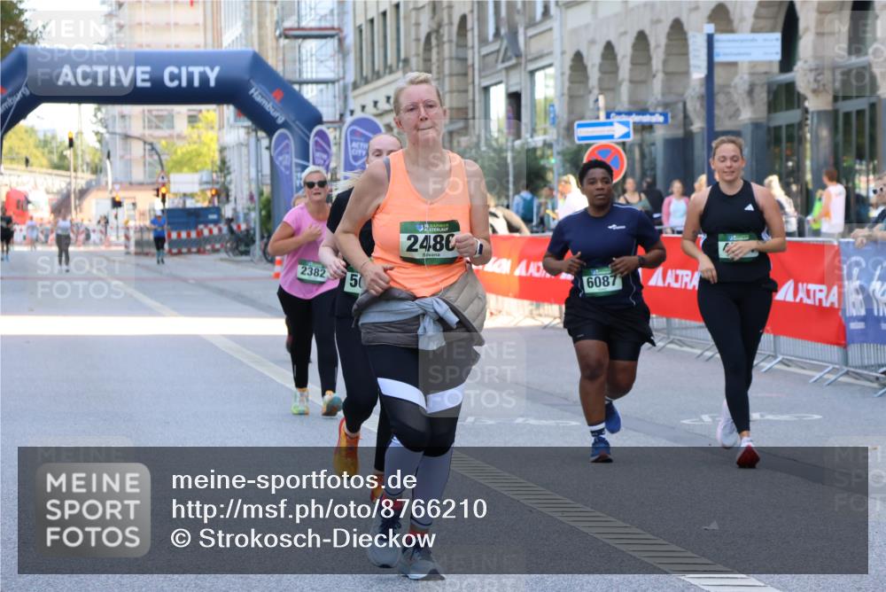 07.09.2025 - BARMER Alsterlauf Strokosch-Dieckow http://msf.ph/oto/8766210 07.09.2025 10:29:42 Ziel 3950, 4126 meine-sportfotos.de