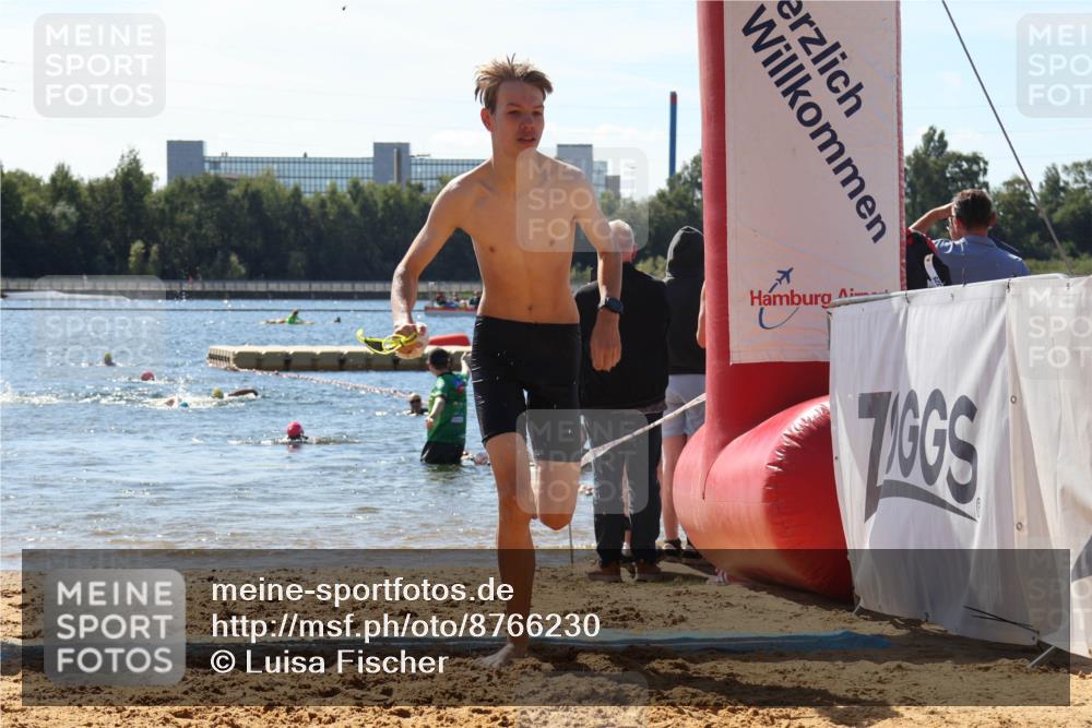 07.09.2025 - 19. Norderstedt Triathlon Luisa Fischer http://msf.ph/oto/8766230 07.09.2025 12:38:17 Schwimmen 298, 316, 357 meine-sportfotos.de