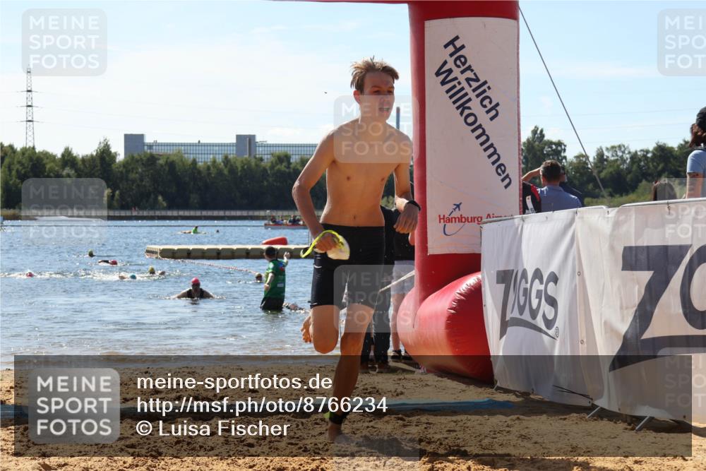 07.09.2025 - 19. Norderstedt Triathlon Luisa Fischer http://msf.ph/oto/8766234 07.09.2025 12:38:18 Schwimmen 298, 316, 357 meine-sportfotos.de