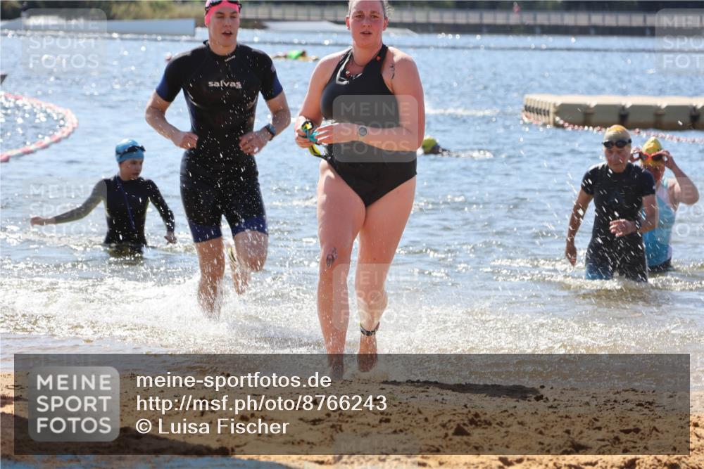 07.09.2025 - 19. Norderstedt Triathlon Luisa Fischer http://msf.ph/oto/8766243 07.09.2025 12:38:45 Schwimmen 320, 352, 1352 meine-sportfotos.de