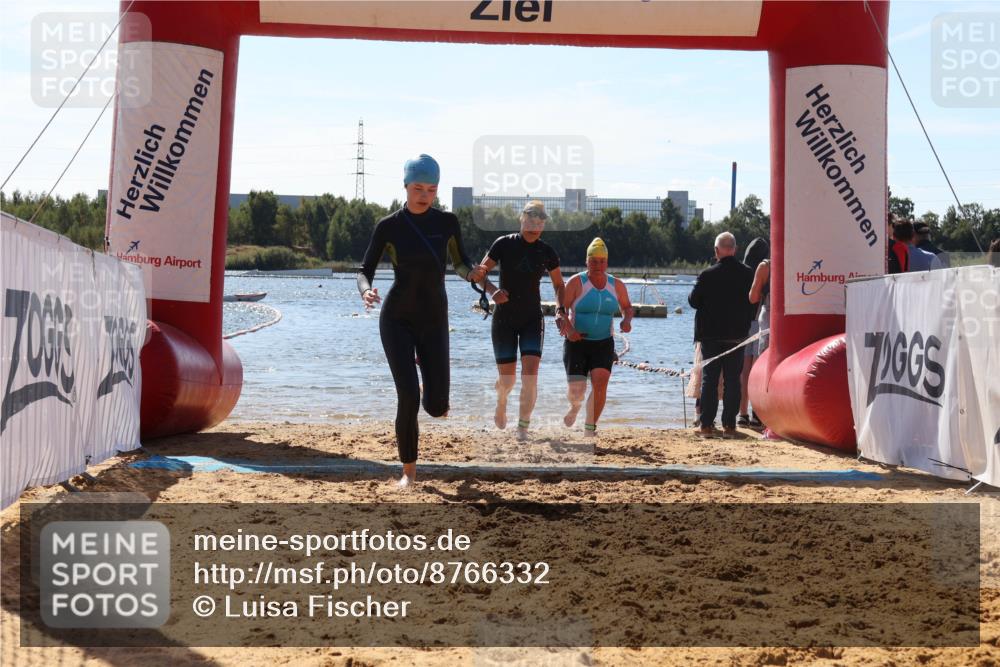 07.09.2025 - 19. Norderstedt Triathlon Luisa Fischer http://msf.ph/oto/8766332 07.09.2025 12:38:54 Schwimmen 320, 334, 352, 359, 777 meine-sportfotos.de