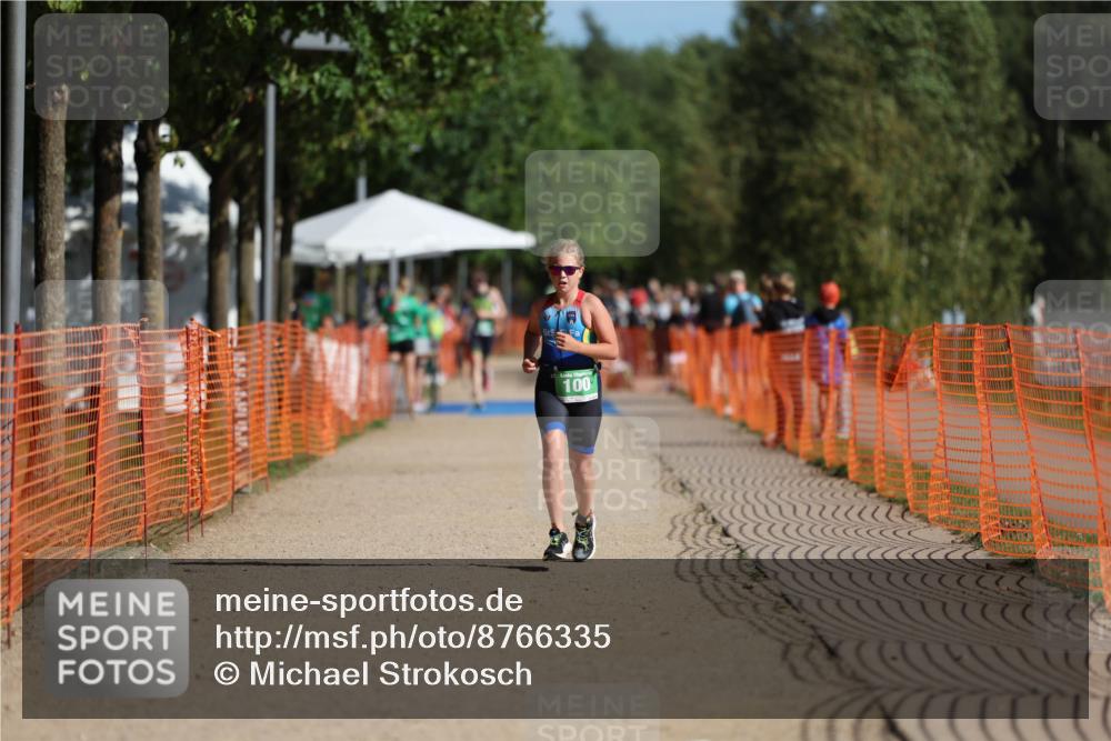 07.09.2025 - 19. Norderstedt Triathlon Michael Strokosch http://msf.ph/oto/8766335 07.09.2025 10:50:06 Laufen 100 meine-sportfotos.de