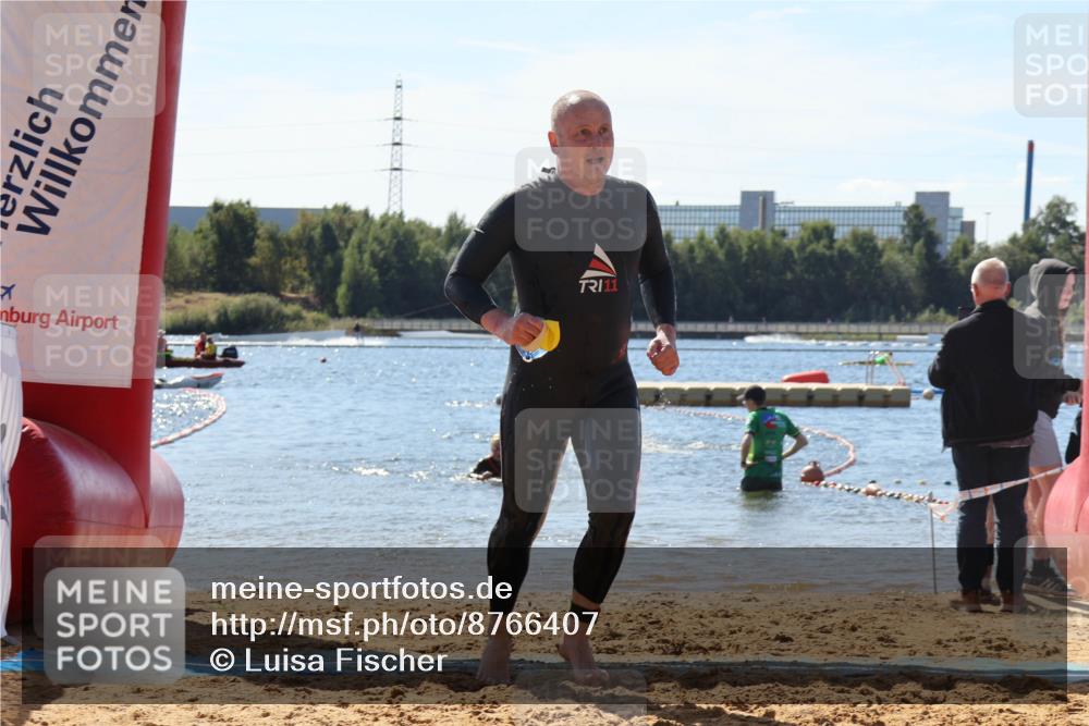 07.09.2025 - 19. Norderstedt Triathlon Luisa Fischer http://msf.ph/oto/8766407 07.09.2025 12:39:31 Schwimmen 322 meine-sportfotos.de