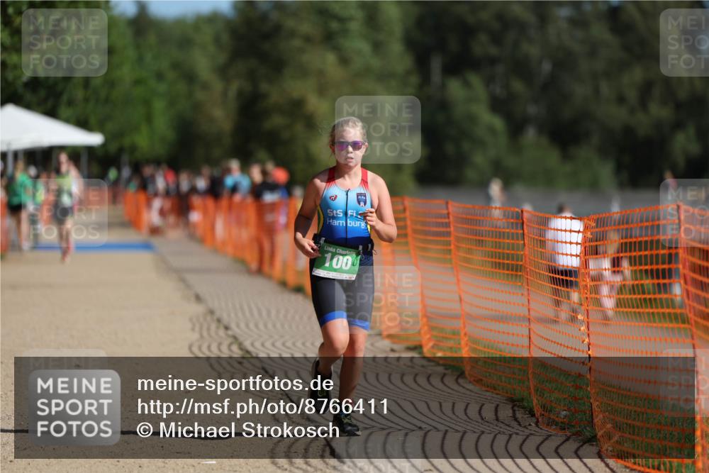 07.09.2025 - 19. Norderstedt Triathlon Michael Strokosch http://msf.ph/oto/8766411 07.09.2025 10:50:09 Laufen 100 meine-sportfotos.de