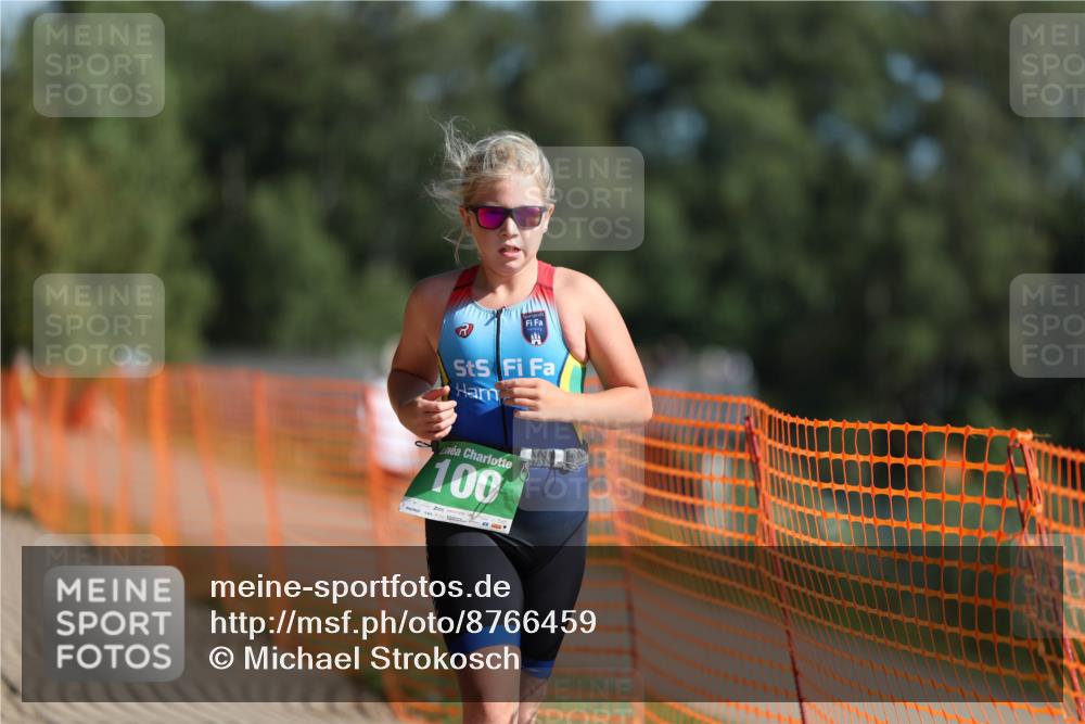 07.09.2025 - 19. Norderstedt Triathlon Michael Strokosch http://msf.ph/oto/8766459 07.09.2025 10:50:11 Laufen 100 meine-sportfotos.de