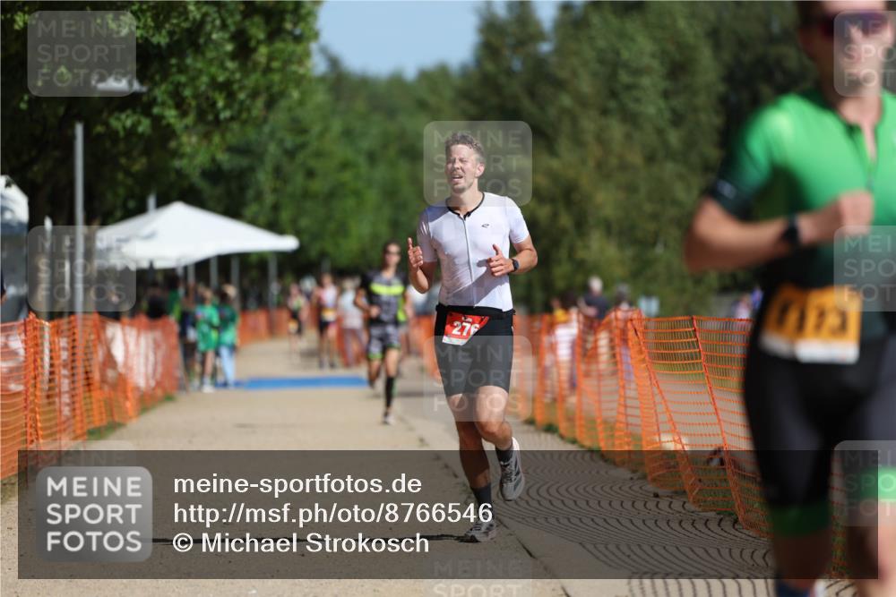 07.09.2025 - 19. Norderstedt Triathlon Michael Strokosch http://msf.ph/oto/8766546 07.09.2025 11:34:20 Laufen 276, 1173 meine-sportfotos.de