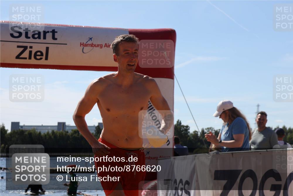07.09.2025 - 19. Norderstedt Triathlon Luisa Fischer http://msf.ph/oto/8766620 07.09.2025 12:40:46 Schwimmen 790 meine-sportfotos.de
