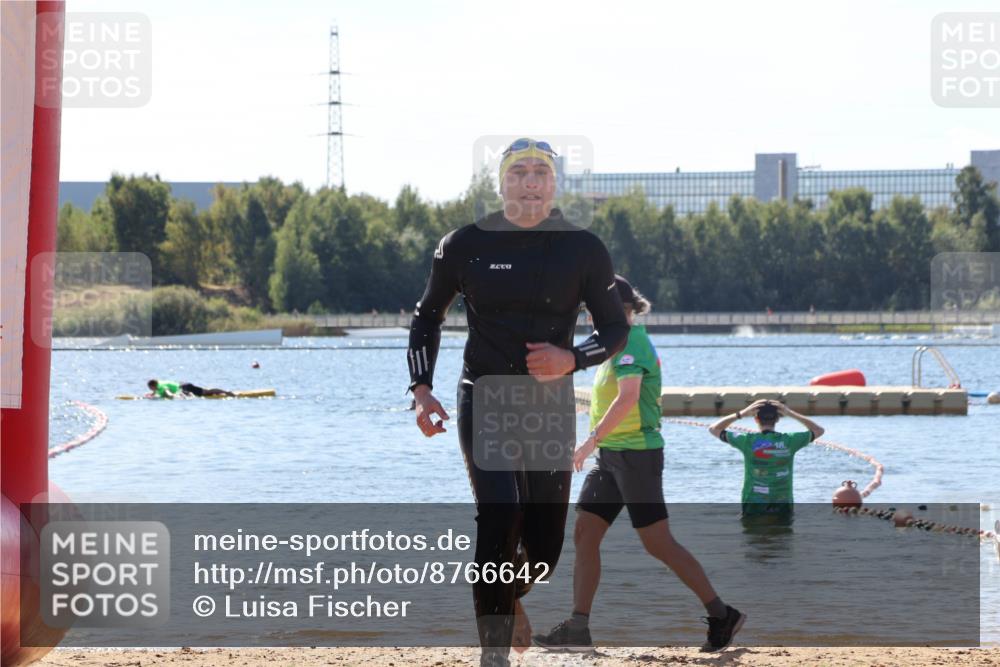 07.09.2025 - 19. Norderstedt Triathlon Luisa Fischer http://msf.ph/oto/8766642 07.09.2025 12:40:57 Schwimmen 312 meine-sportfotos.de