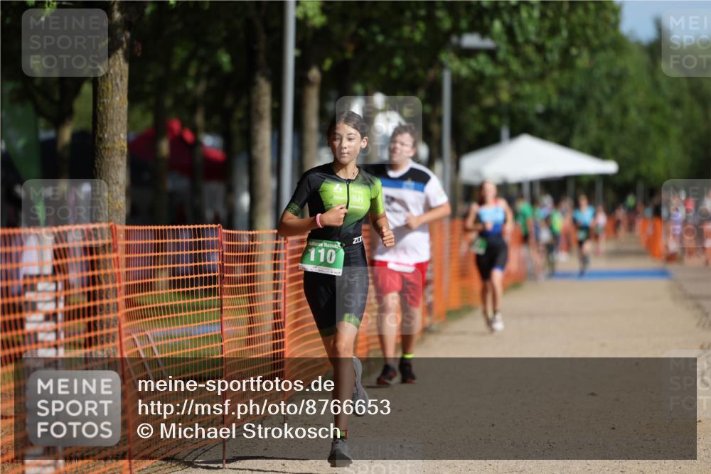 07.09.2025 - 19. Norderstedt Triathlon Michael Strokosch http://msf.ph/oto/8766653 07.09.2025 10:50:27 Laufen 67, 110, 677, 1126 meine-sportfotos.de