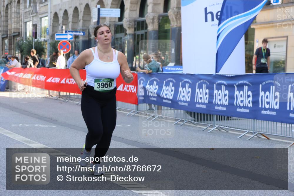 07.09.2025 - BARMER Alsterlauf Strokosch-Dieckow http://msf.ph/oto/8766672 07.09.2025 10:30:11 Ziel 4624 meine-sportfotos.de