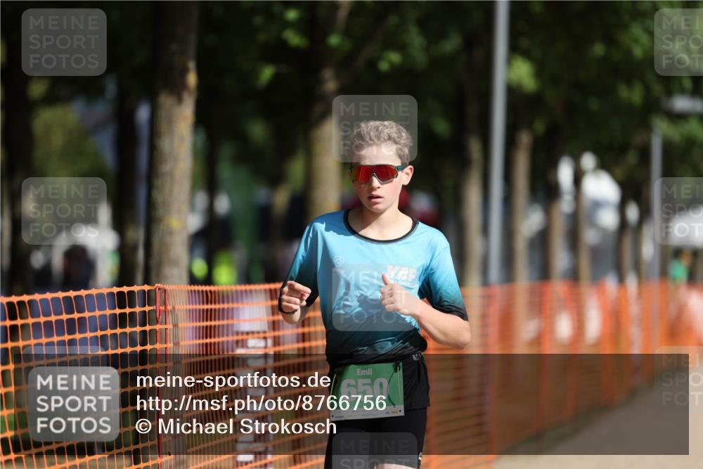 07.09.2025 - 19. Norderstedt Triathlon Michael Strokosch http://msf.ph/oto/8766756 07.09.2025 10:50:46 Laufen 650 meine-sportfotos.de