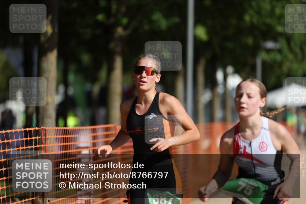 07.09.2025 - 19. Norderstedt Triathlon Michael Strokosch http://msf.ph/oto/8766797 07.09.2025 10:50:59 Laufen 75, 687 meine-sportfotos.de
