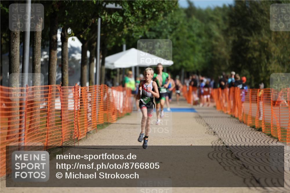 07.09.2025 - 19. Norderstedt Triathlon Michael Strokosch http://msf.ph/oto/8766805 07.09.2025 10:51:02 Laufen 75, 80, 687 meine-sportfotos.de