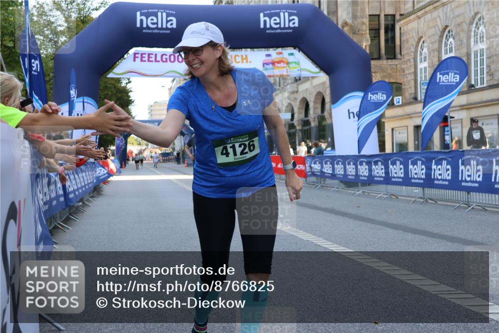 07.09.2025 - BARMER Alsterlauf Strokosch-Dieckow http://msf.ph/oto/8766825 07.09.2025 10:30:32 Ziel 3324, 3451, 6239, 6240 meine-sportfotos.de
