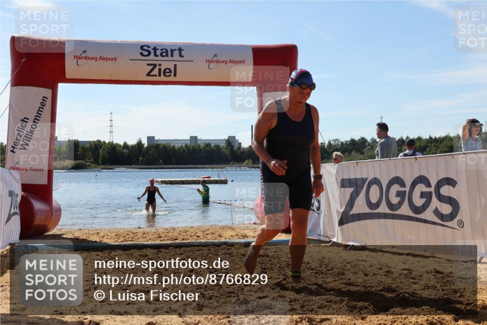 07.09.2025 - 19. Norderstedt Triathlon Luisa Fischer http://msf.ph/oto/8766829 07.09.2025 12:42:53 Schwimmen 314 meine-sportfotos.de