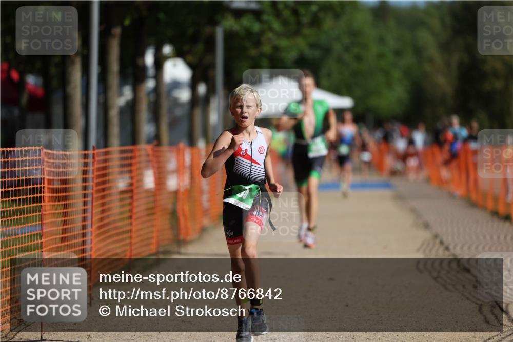 07.09.2025 - 19. Norderstedt Triathlon Michael Strokosch http://msf.ph/oto/8766842 07.09.2025 10:51:06 Laufen 80, 663 meine-sportfotos.de