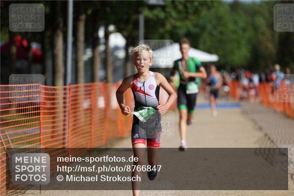 07.09.2025 - 19. Norderstedt Triathlon Michael Strokosch http://msf.ph/oto/8766847 07.09.2025 10:51:07 Laufen 80, 663 meine-sportfotos.de